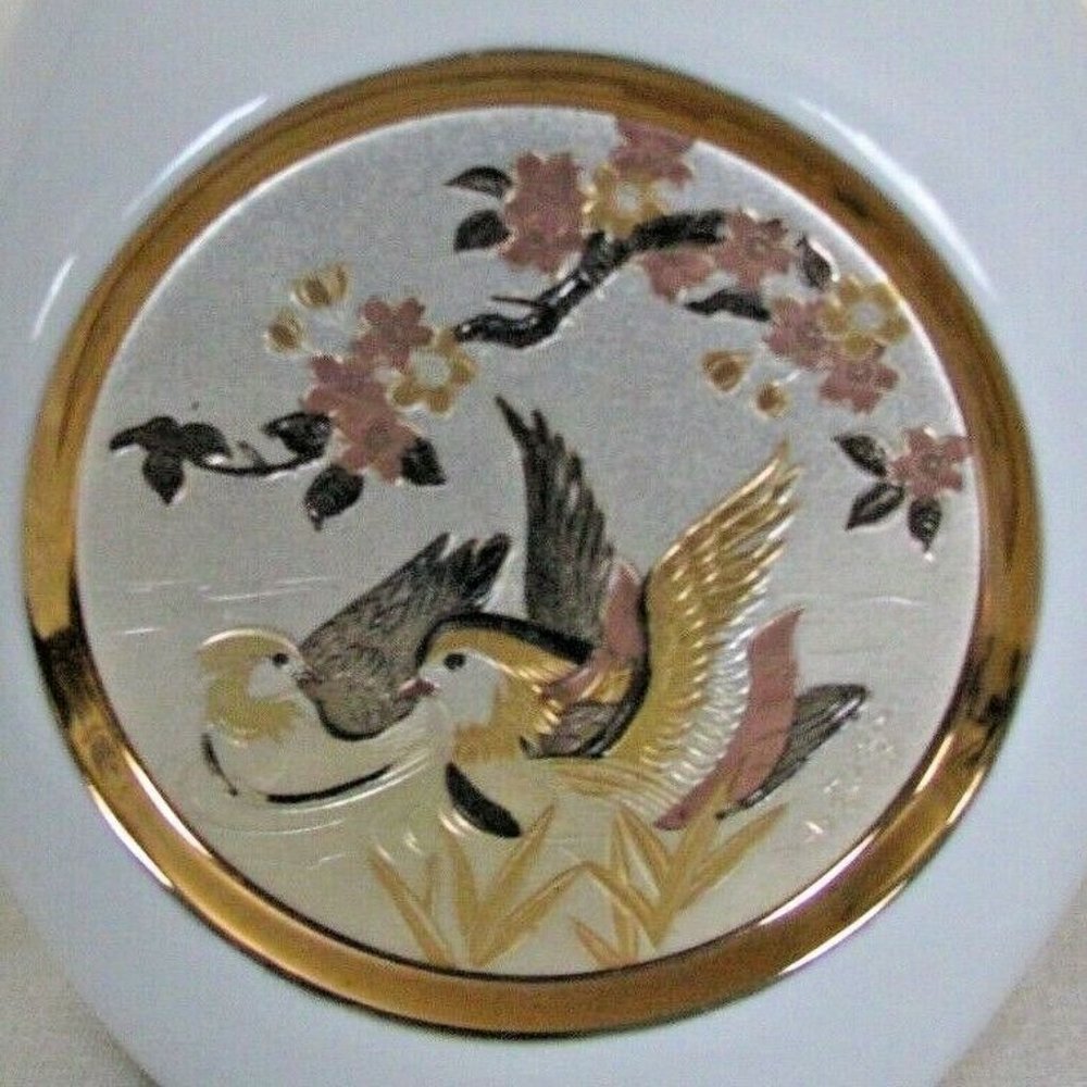 White & Gold Japan The Art of Chokin  Mini Vase 5" - Picture 6 of 6